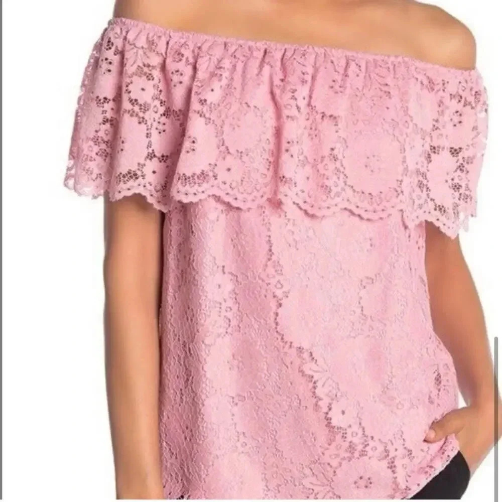 NEW Adrianna Papell Lace Off Shoulder Blouse Top Petal Pink Size Medium